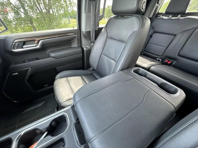 2023 Chevrolet Silverado 1500 4WD Crew Cab Short Bed RST