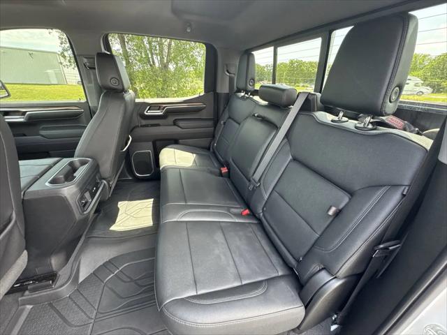 2023 Chevrolet Silverado 1500 4WD Crew Cab Short Bed RST