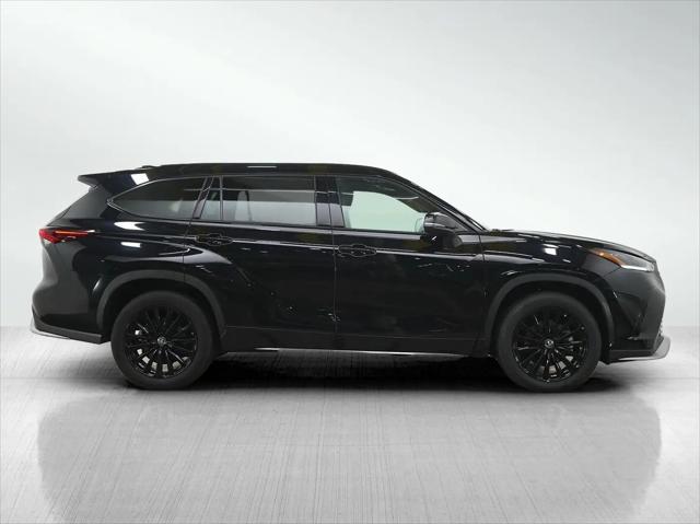2025 Toyota Highlander XSE