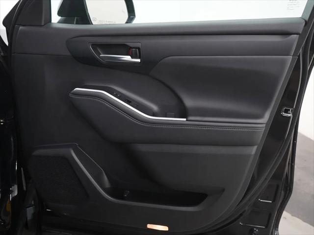 2025 Toyota Highlander XSE
