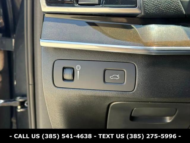 2018 Volvo XC90 T6 Momentum