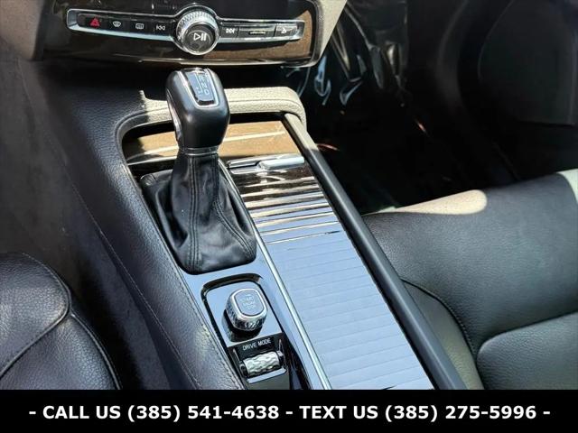 2018 Volvo XC90 T6 Momentum