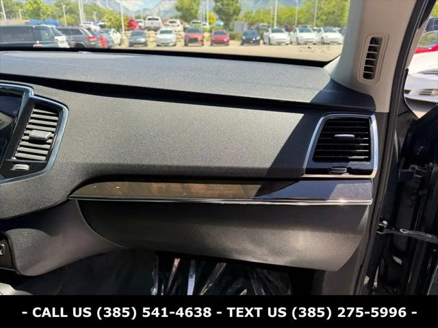 2018 Volvo XC90 T6 Momentum