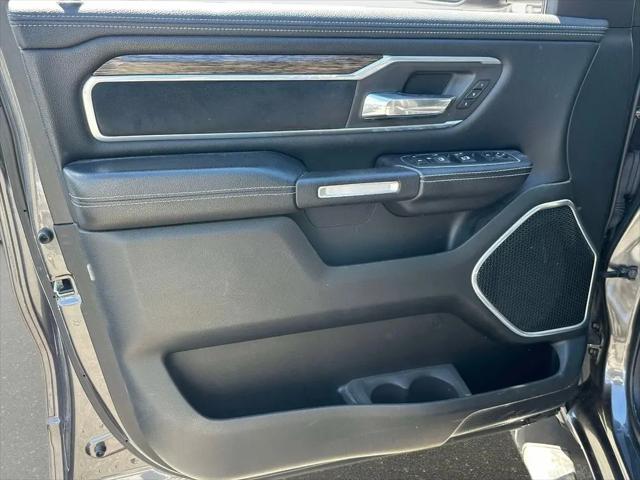 2020 Ram 1500 Laramie Crew Cab 4x4 5'7" Box
