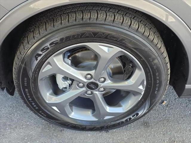 2024 Ford Escape ST-Line Select