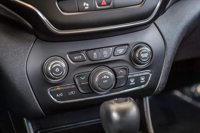 2019 Jeep Cherokee Latitude Plus FWD
