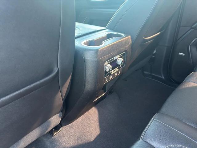 2023 GMC Yukon XL 2WD SLT