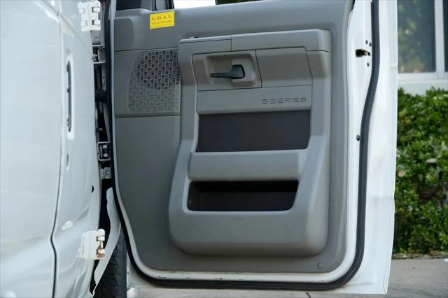 2014 Ford E-150 Commercial