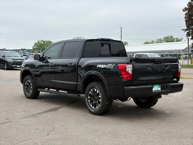 2021 Nissan Titan Crew Cab PRO-4X 4x4