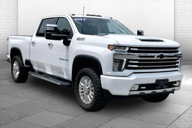 2023 Chevrolet Silverado 2500HD 4WD Crew Cab Standard Bed High Country for sale in Kansas City, MO