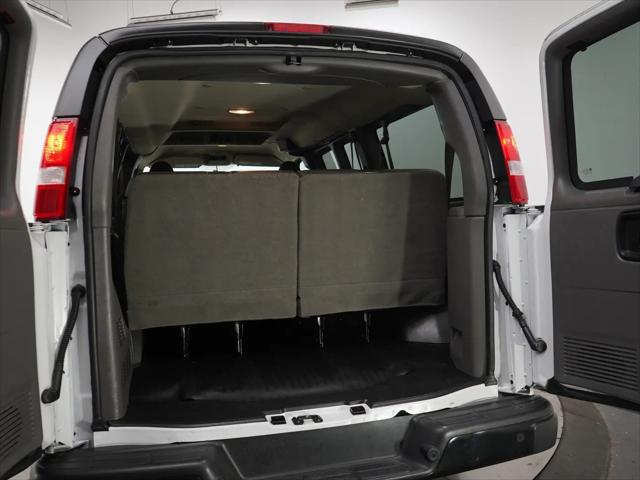2023 Chevrolet Express Passenger RWD 3500 Regular Wheelbase LS