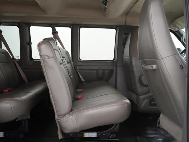2023 Chevrolet Express Passenger RWD 3500 Regular Wheelbase LS