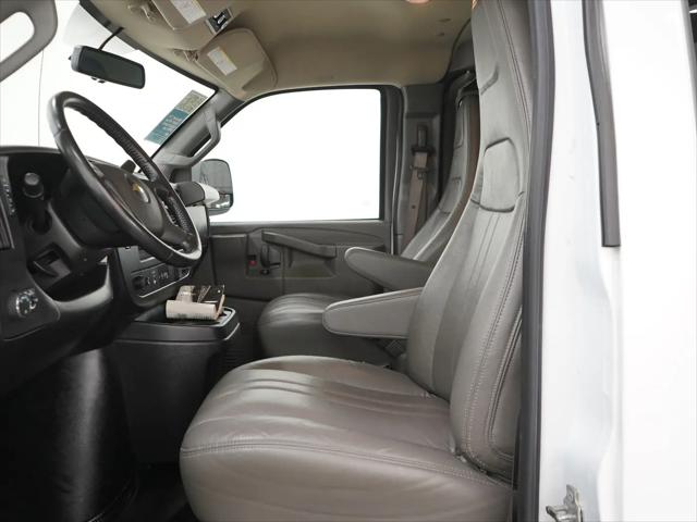 2023 Chevrolet Express Passenger RWD 3500 Regular Wheelbase LS