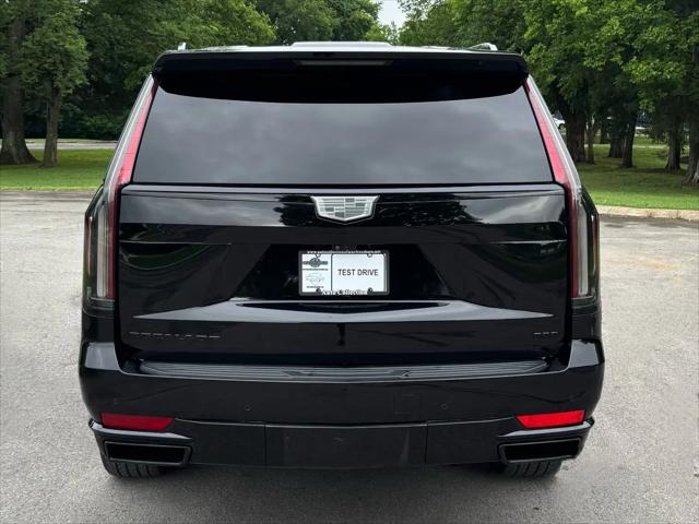 2022 Cadillac Escalade ESV 4WD Sport