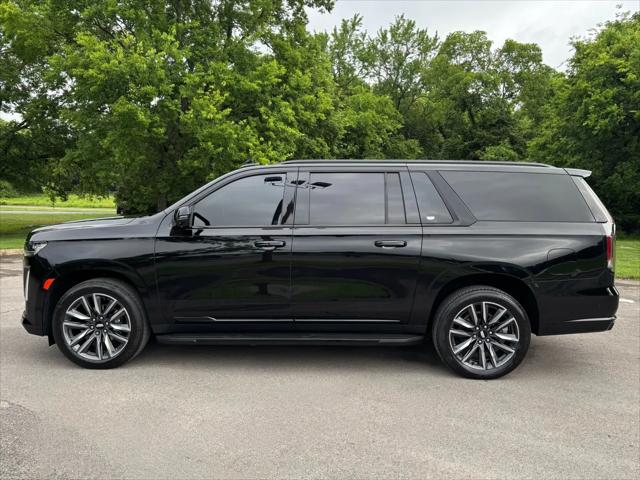 2022 Cadillac Escalade ESV 4WD Sport