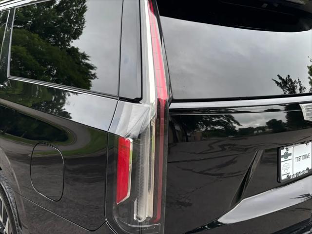 2022 Cadillac Escalade ESV 4WD Sport