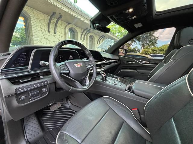 2022 Cadillac Escalade ESV 4WD Sport