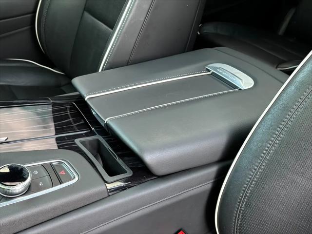 2022 Cadillac Escalade ESV 4WD Sport
