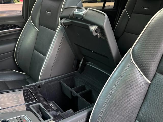 2022 Cadillac Escalade ESV 4WD Sport