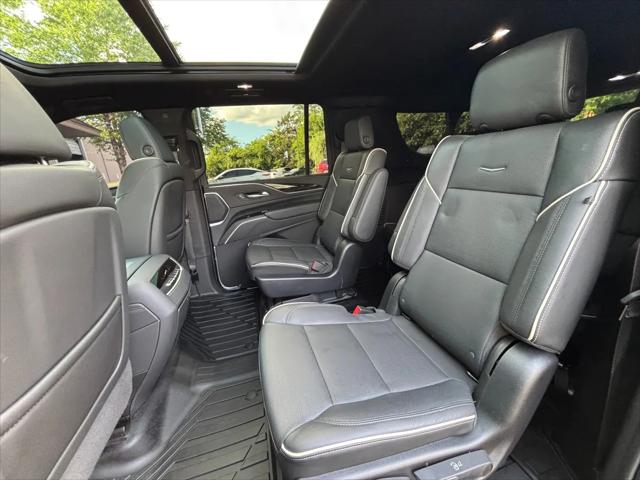2022 Cadillac Escalade ESV 4WD Sport