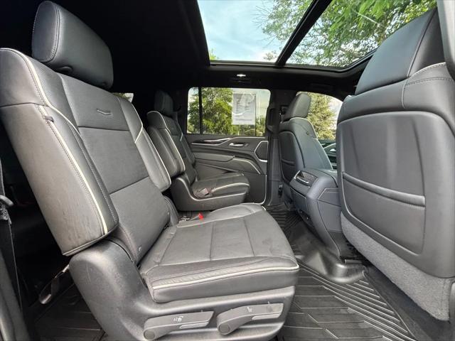 2022 Cadillac Escalade ESV 4WD Sport