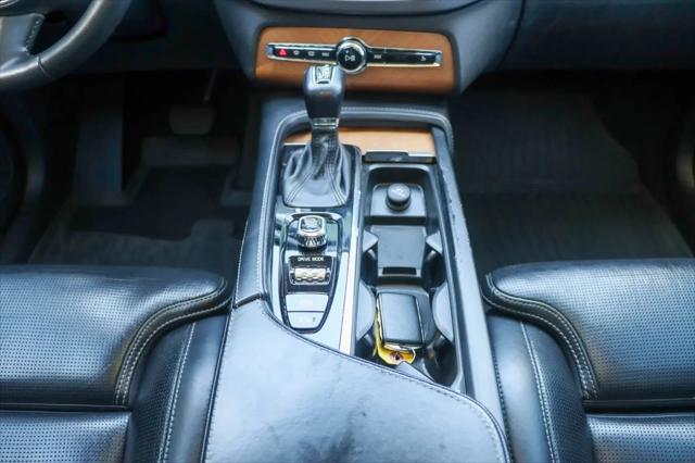 2019 Volvo XC90 T6 Inscription