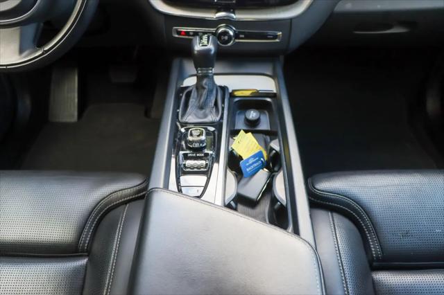 2021 Volvo XC60 T5 Inscription