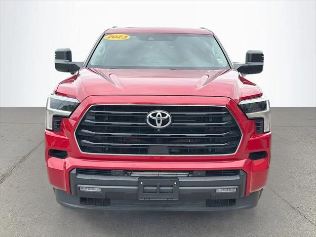2023 Toyota Sequoia SR5