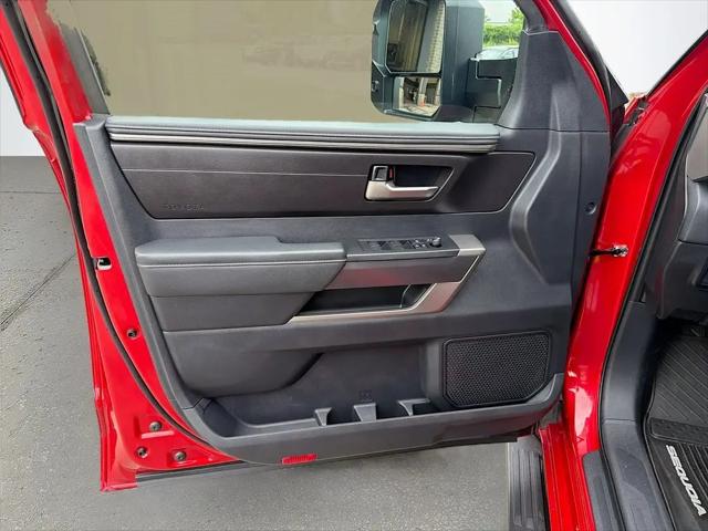 2023 Toyota Sequoia SR5