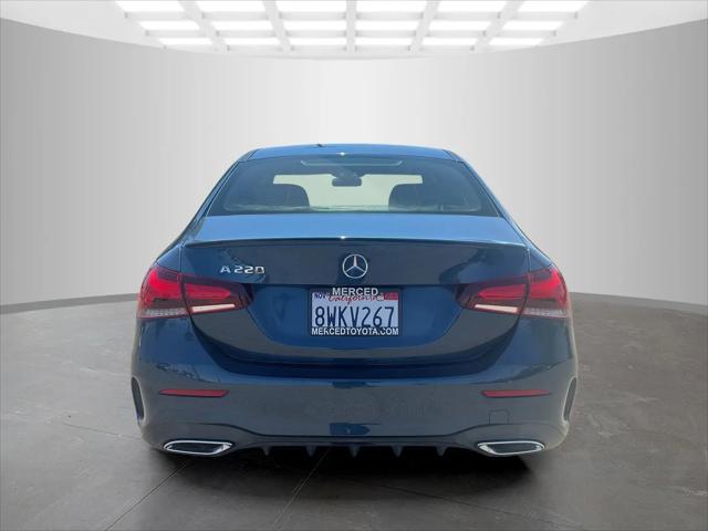 2020 Mercedes-Benz A 220 A 220