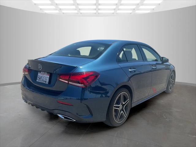 2020 Mercedes-Benz A 220 A 220