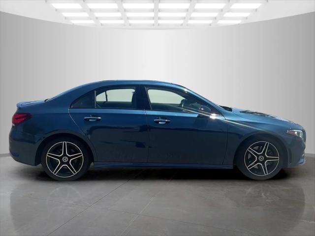 2020 Mercedes-Benz A 220 A 220