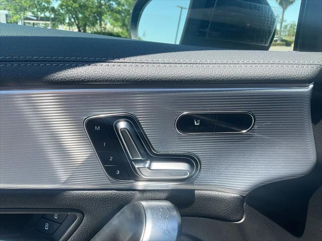 2020 Mercedes-Benz A 220 A 220