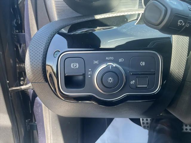 2020 Mercedes-Benz A 220 A 220