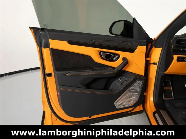 2024 Lamborghini Urus S