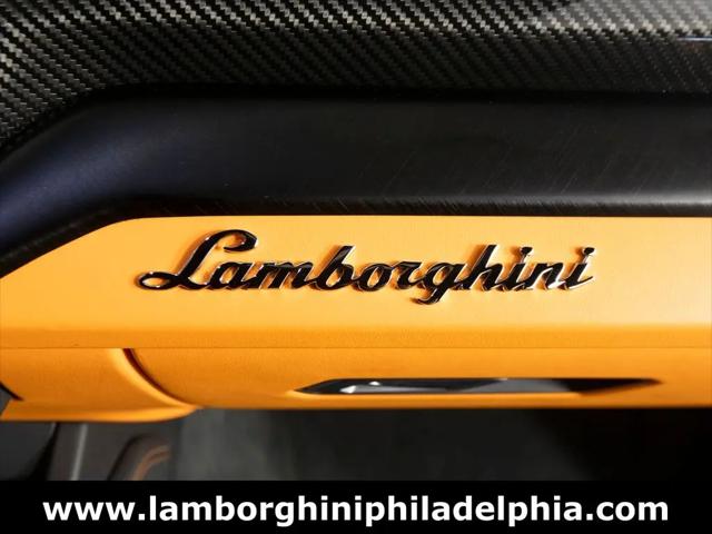 2024 Lamborghini Urus S
