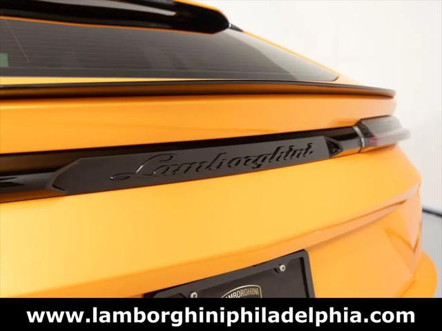 2024 Lamborghini Urus S