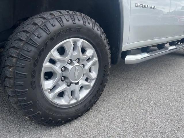 2020 Chevrolet Silverado 2500HD 4WD Crew Cab Standard Bed LT