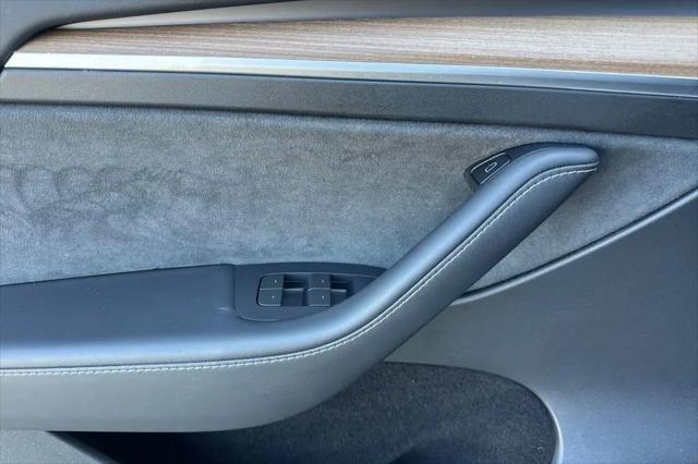 2023 Tesla Model Y Performance Dual Motor All-Wheel Drive