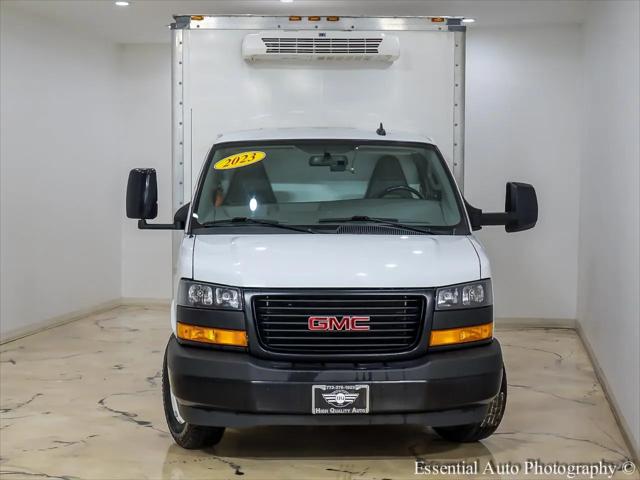 2023 GMC Savana Cutaway Work Van