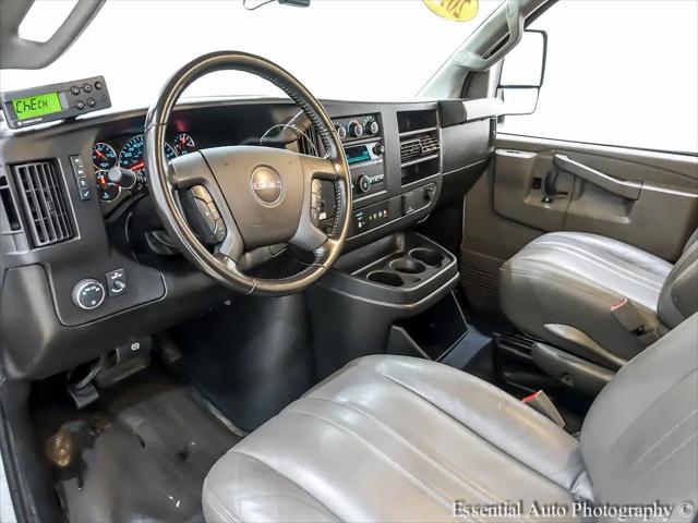 2023 GMC Savana Cutaway Work Van