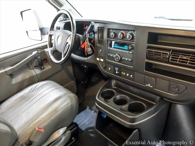 2023 GMC Savana Cutaway Work Van