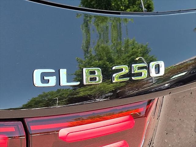 2026 Mercedes-Benz GLB 4MATIC