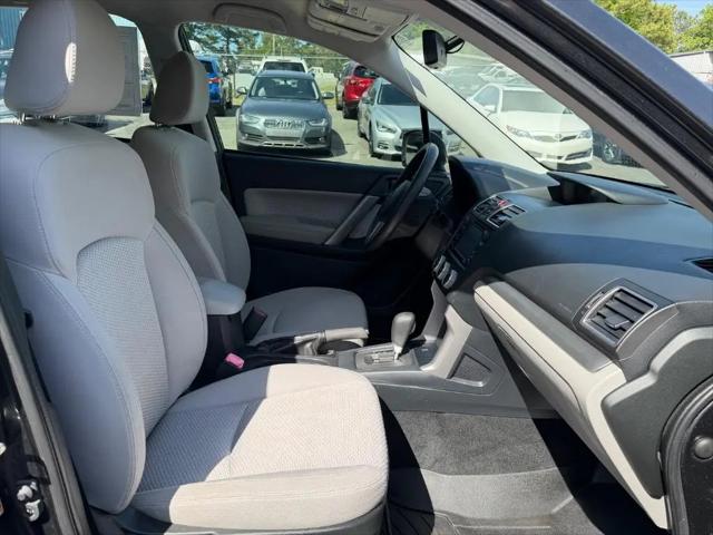 2017 Subaru Forester 2.5i