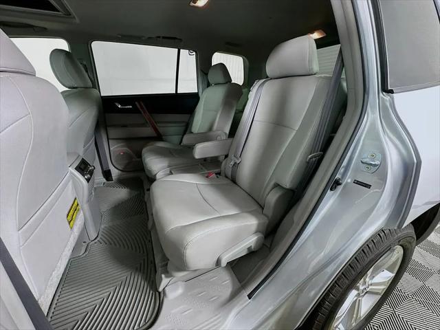 2010 Toyota Highlander Limited V6