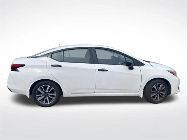 2024 Nissan Versa 1.6 S