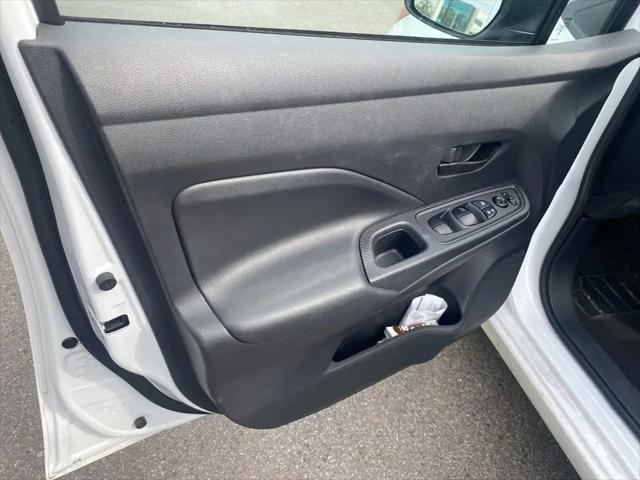 2024 Nissan Versa 1.6 S
