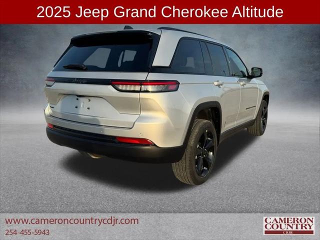 2025 Jeep Grand Cherokee Altitude 4x4
