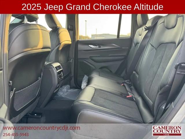 2025 Jeep Grand Cherokee Altitude 4x4