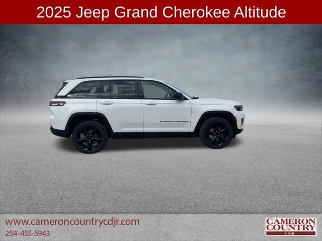2025 Jeep Grand Cherokee Altitude 4x4